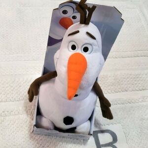 OLAF FROZEN ADVENTURE STUFFED TOY